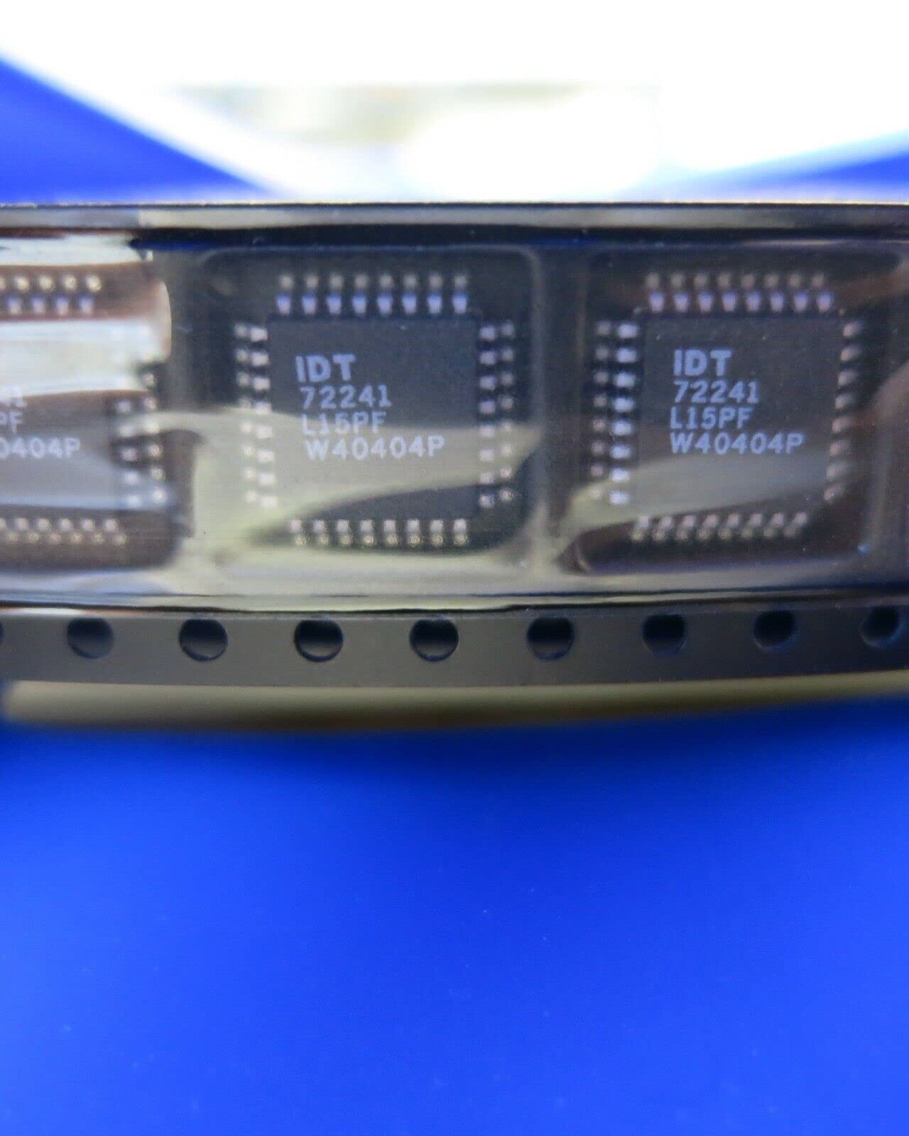 (1 PC) IDT72241L15PF ***US Stock *** $9.99 ONLY