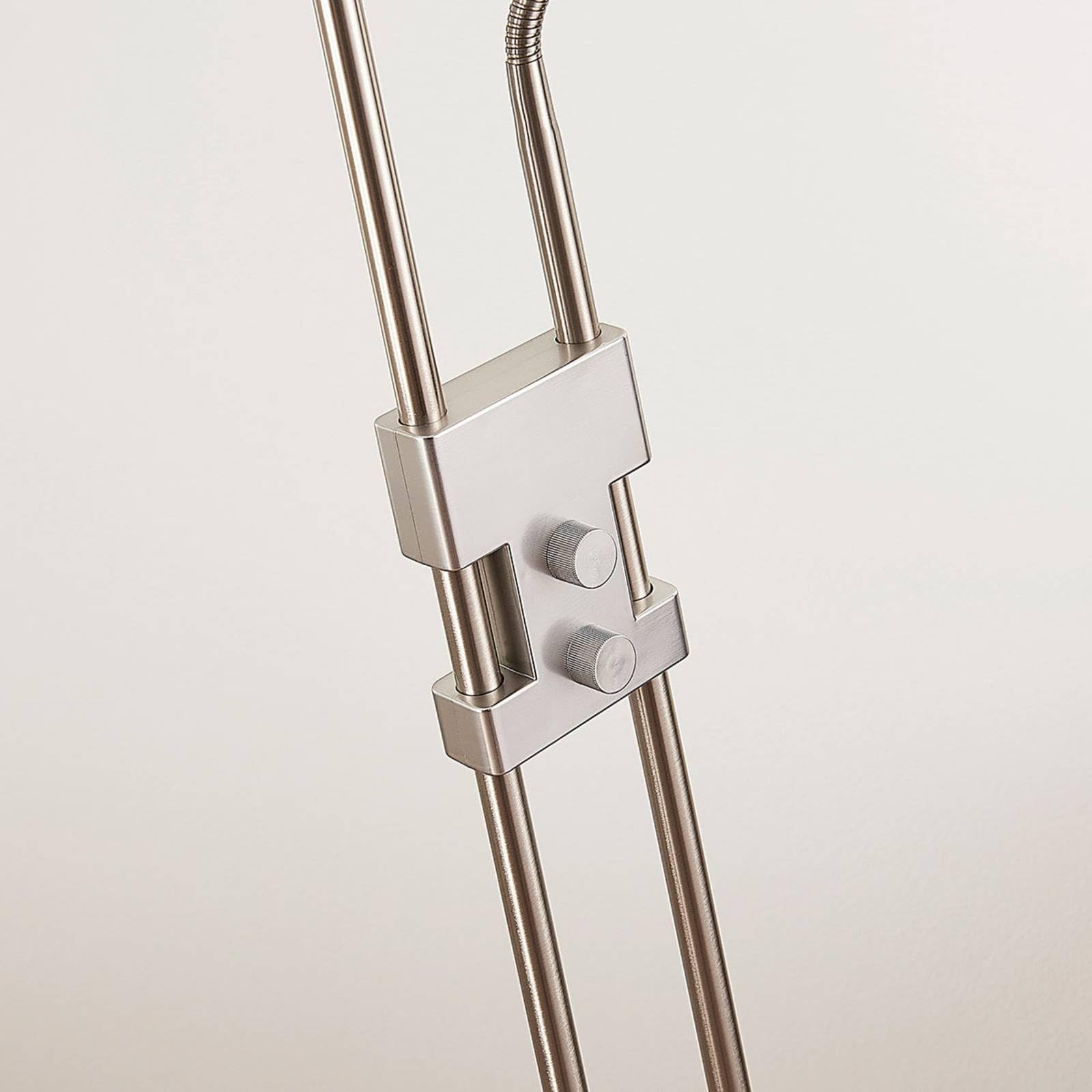 Lindby LED Stehlampe, Deckenfluter dimmbar verstellbarer Lesearm Standleuchte Metall Standlampe Wohnzimmerlampe Leselampe