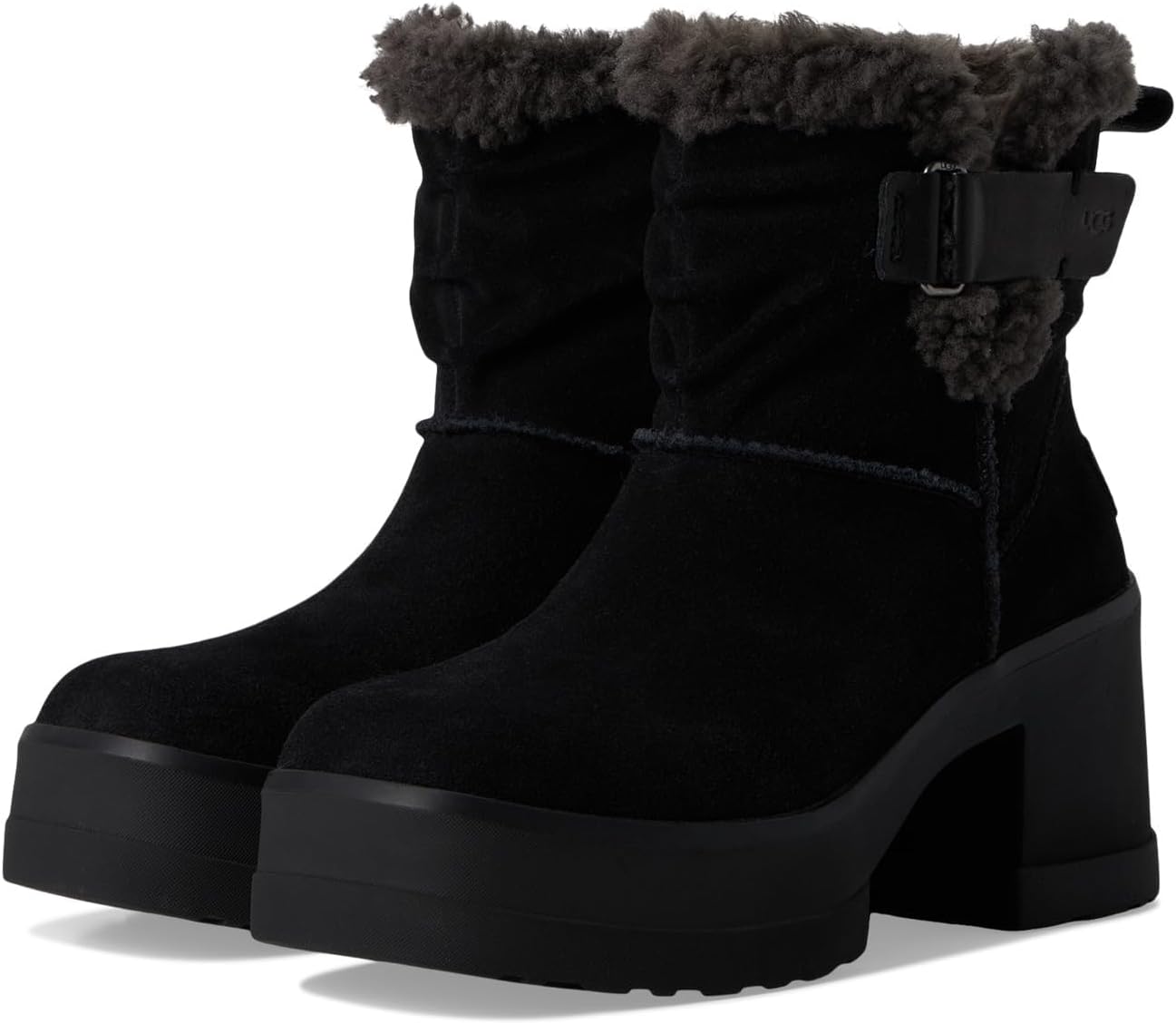 UGG Women's Moxy Pull on