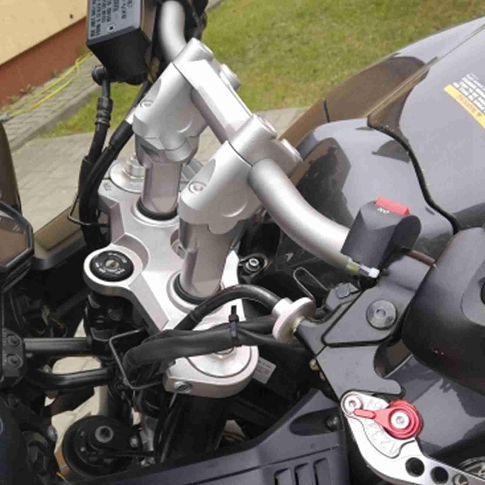 Riser manubrio-Duokon 22mm Universale Manubrio Moto Riser CNC CNC ad alta densità in lega di alluminio Manubrio Morsetto Back Move Mount Adapter(Chrome)