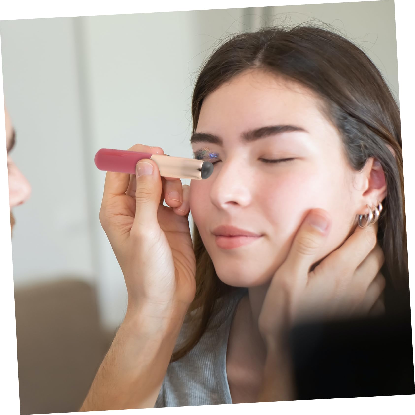 SOESFOUFU Silicone Lip Brush Retractable Tip 2pcs Lip Makeup Applicator Set for Lipstick for Home or Cosmetics Store