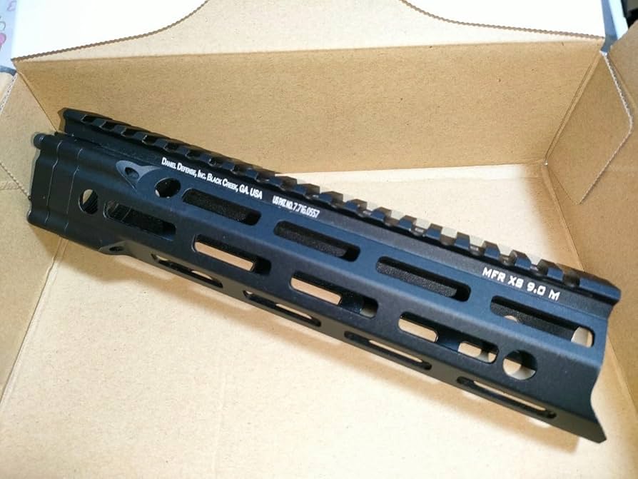 Amazon.co.jp: DD MFR XS 9.0 DANIEL DEFENSE ハンドガード 黒 BK 中古 Amazon.co.jp: DD MFR XS 9.0 DANIEL DEFENSE ハンドガード 黒 BK 中古