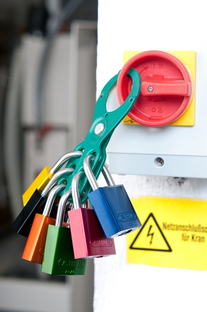 ABUS 49931 T65AL/40mm My Lock Aluminium Padlock Blue Keyed Alike 6401 | Rapid Electronics