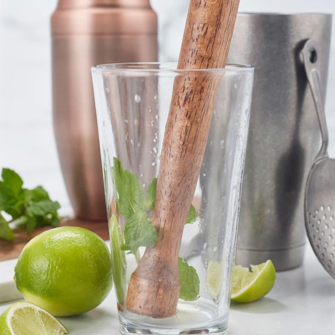 Soro Essentials- 8” Flat Head Wooden Muddler- Bartender Accessories Cocktail Muddler Lemon Smasher Drink Muddlers Bar Muddler Ice Crusher Mojitos Fruit Drinks Bar Tools Home Kitchen