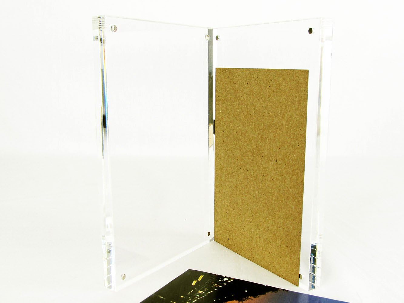 Berosu photo stand clear framing M magnet type PEM-152L transparent