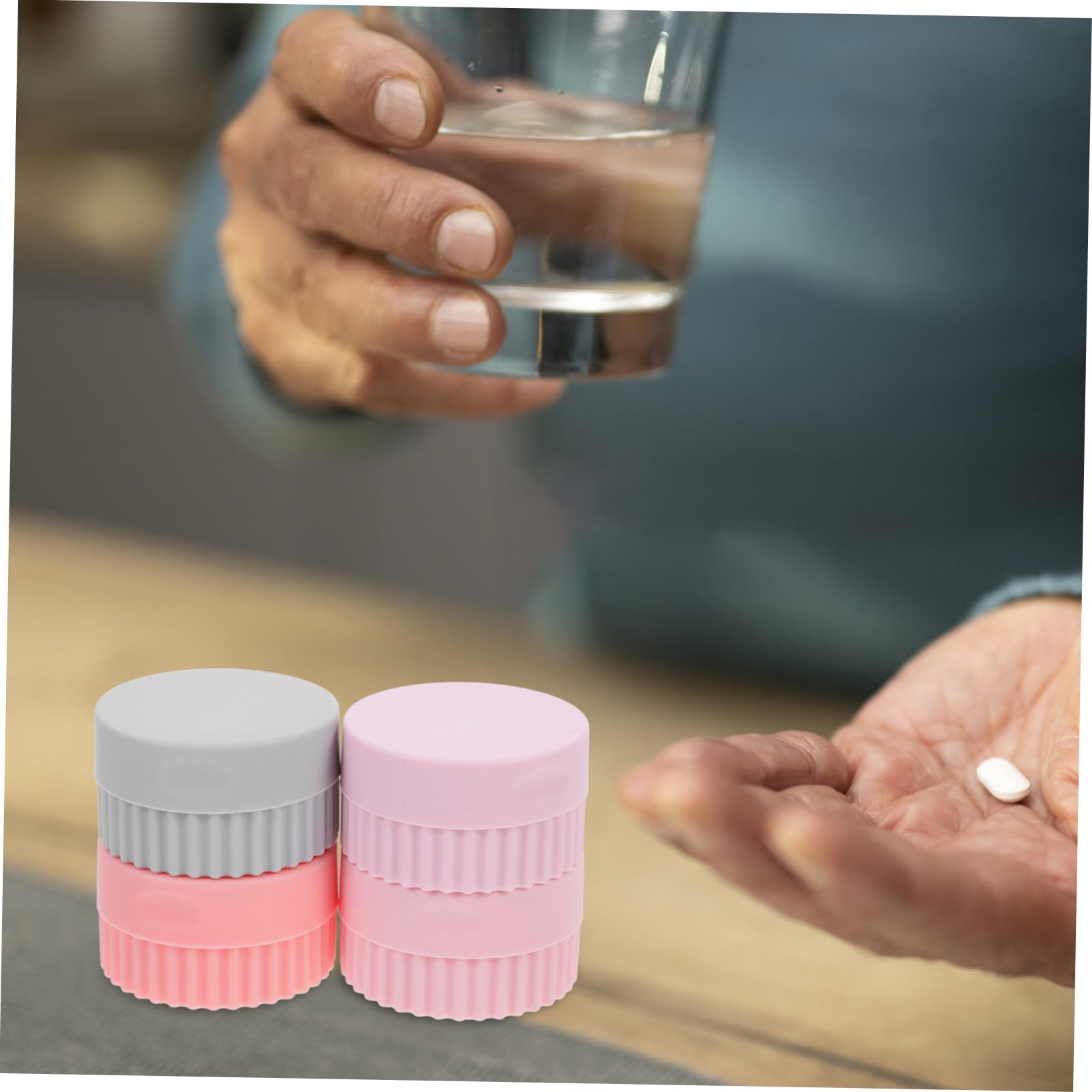 3 Sätze Pillendose Erinnerungs-pillen-organizer Mit Wöchentliche Pille Pille Pille Dosis Klein Veranstalter Toilettenartikel Pillenboxen Erste Für Reisen Kieselgel 4 Stück * 3