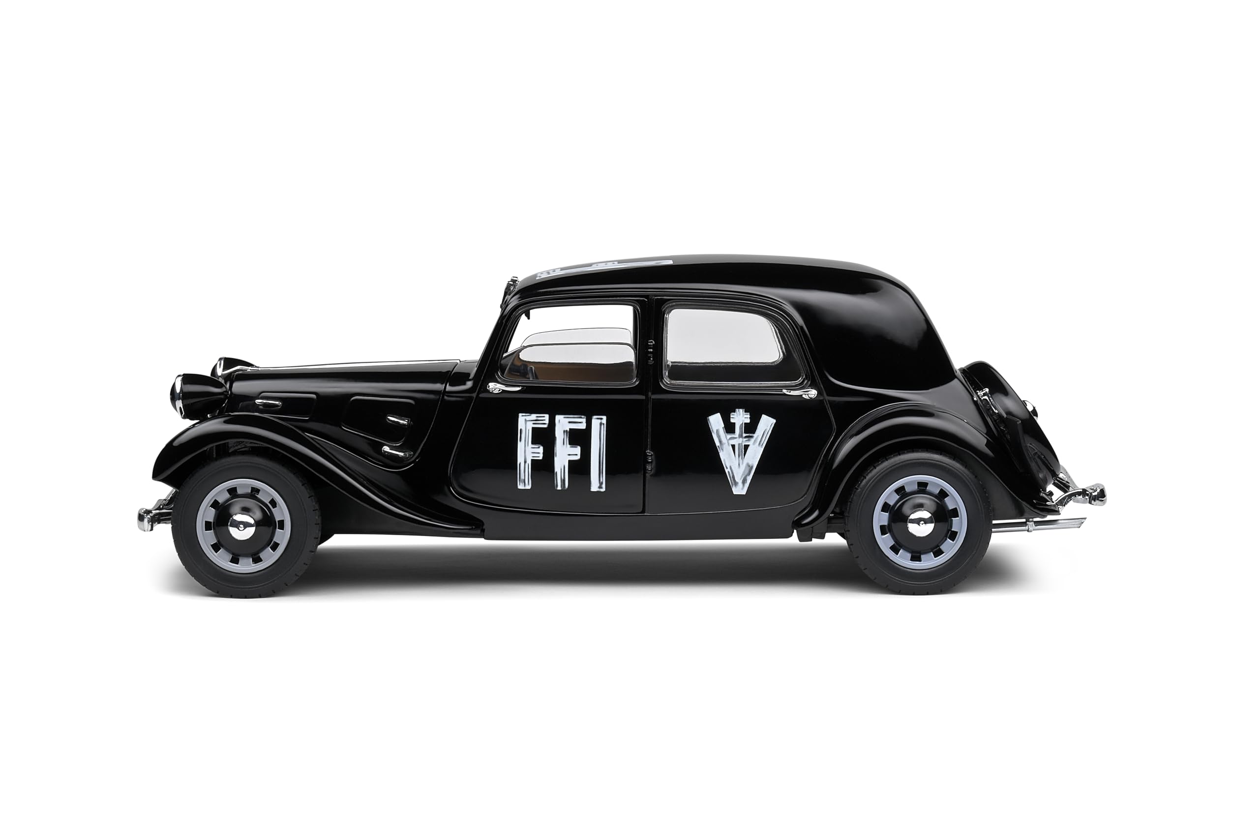 1:18 CITROËN Traction 7 Black 1944