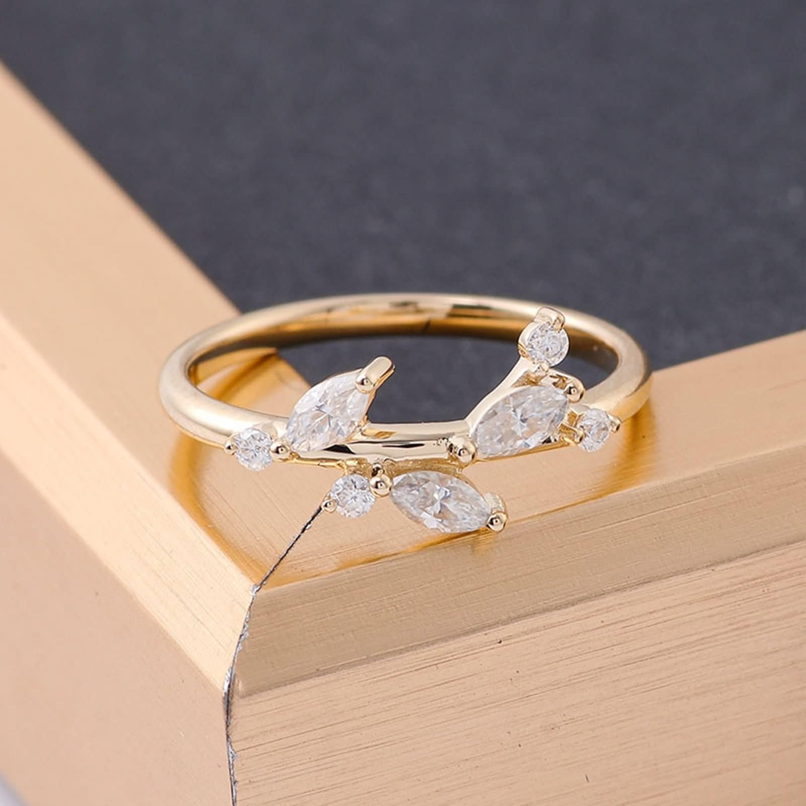 Anillo de graduación, anillo de boda de oro amarillo de 9 quilates, blanco, marquesa y moissanita, apilable para mujer, para el día de San Valentín, anillos de novia para mujer