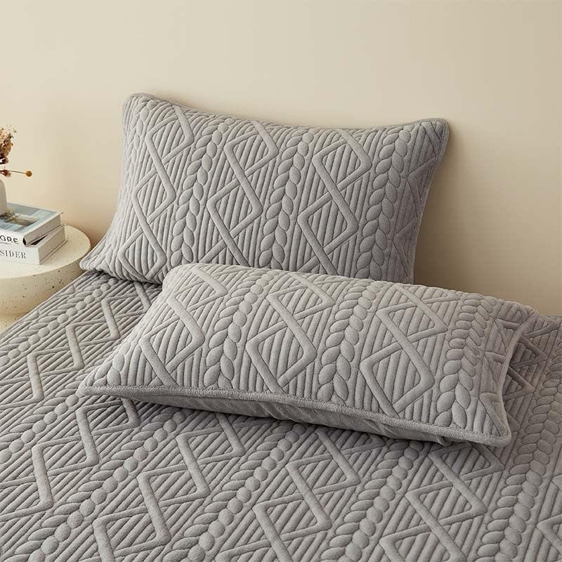 Mattress Pad Fluffy Deep Pocket Mattress Cover Mattress Topper Quilted Fitted Premium Mattress Protector Bed Mattress Cover with Deep Pocket Up to 6-18 Inches (Color : Gray, Size : King)