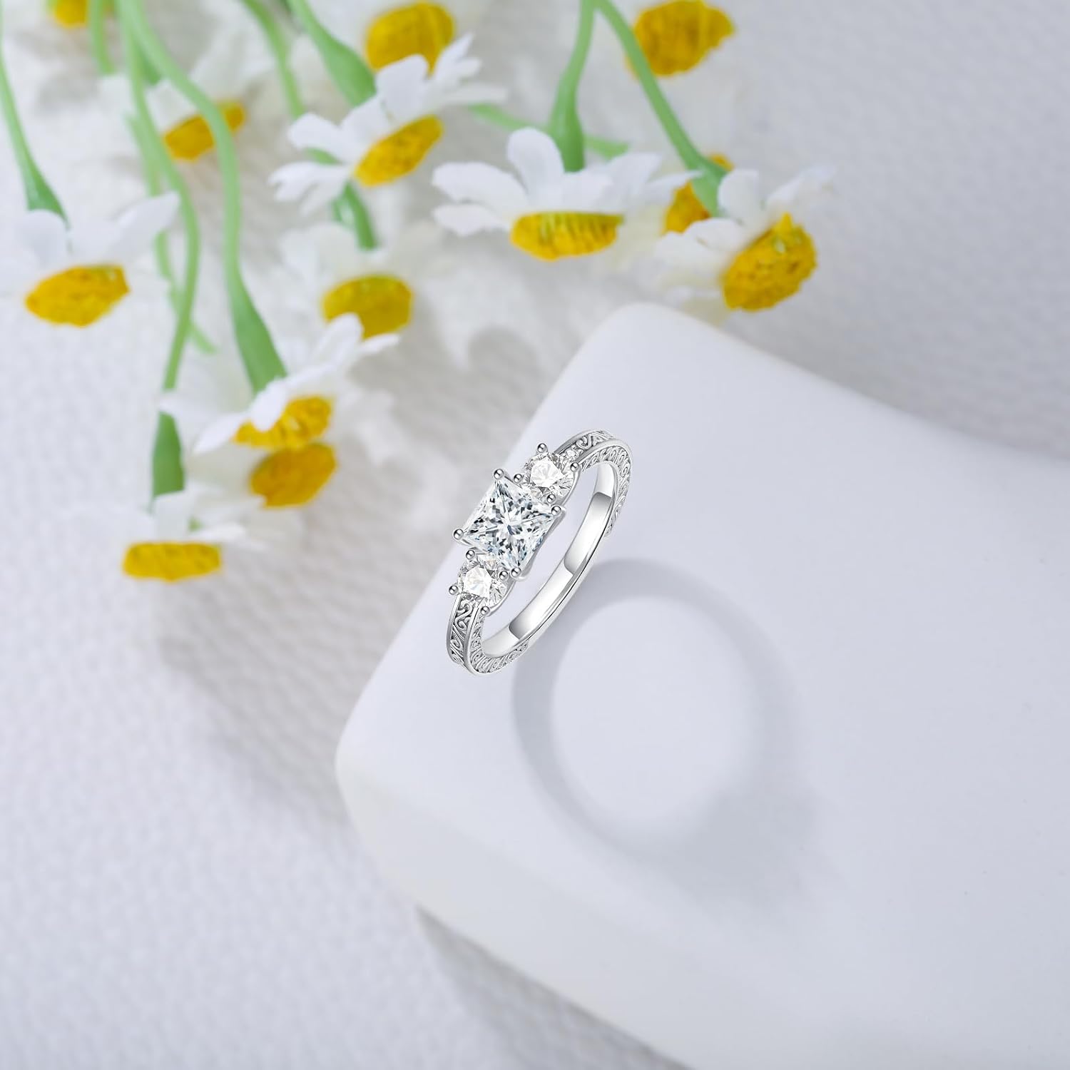 Princess Cut Moissanite Engagement Rings for Women, Three Stone Moissanite Engagement Ring for Women Anniversary, White Gold Princess Cut Wedding Engagement Ring, Customizable 10K Gold/14K Gold/18K Gold/925 Sterling Silver