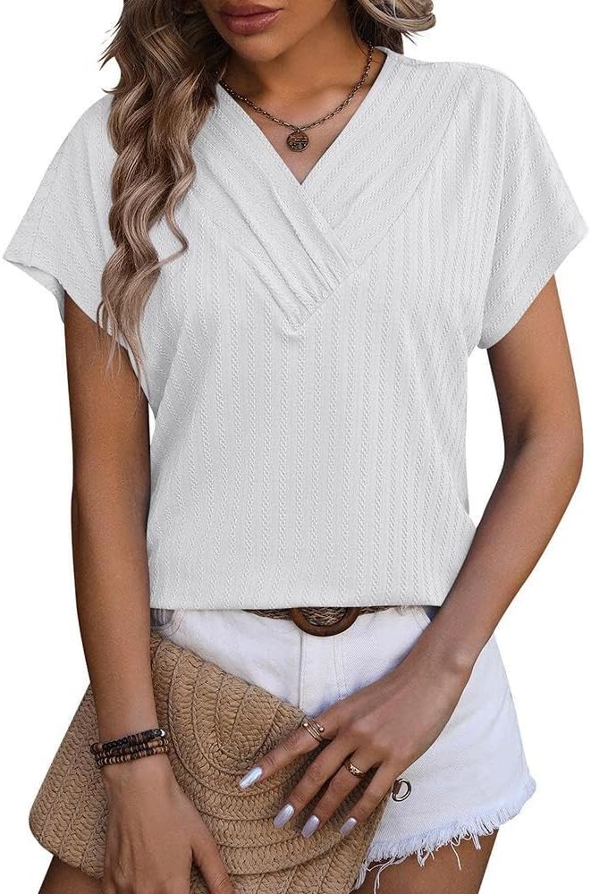 FMCHICO Women's Summer V-Neck Chain Striped Top Jacquard Top Casual Short Sleeved T-Shirt