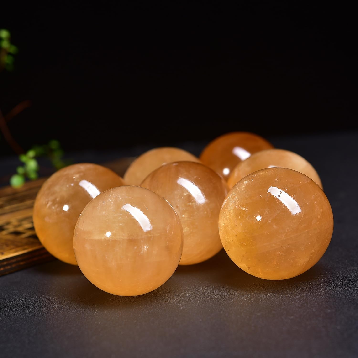Yellow Crystal Ball Ornaments, raw Stone Polished Iceland Spar Ball, Calcite Ball Yellow Crystal Ball Ornaments,Yellow,60mm