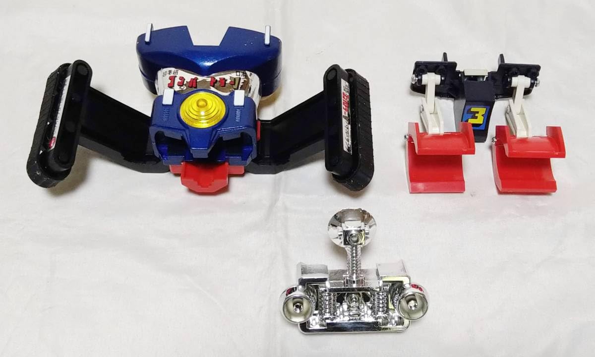 Amazon.co.jp: R673 超合金美 ポピー 超電磁ロボ コンバトラーV 3号