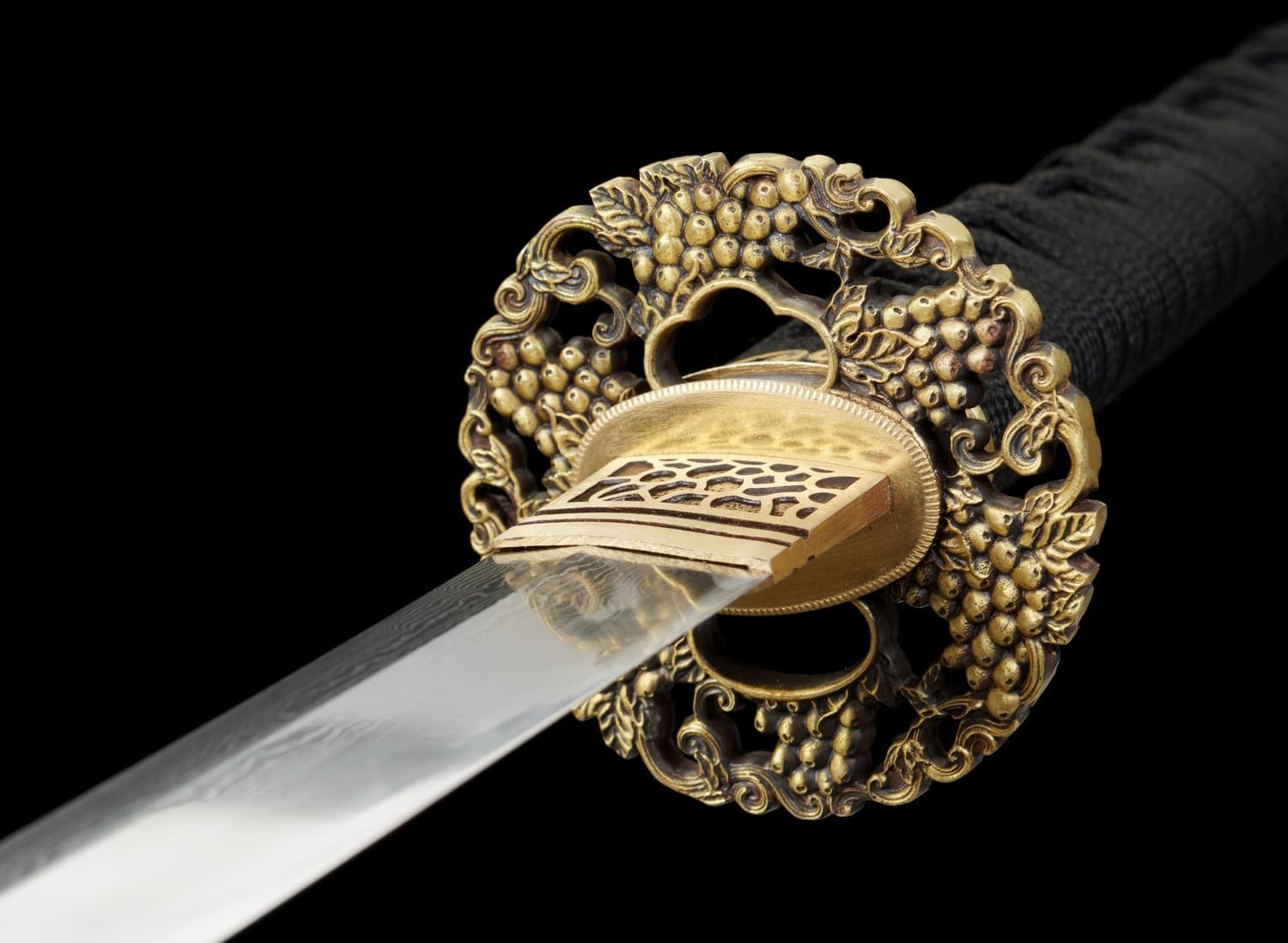 Lyuesword Handmade Katana Sword Folded Damascus Steel Clay Tempered Sharp Blade Real Hamon Brass Tsuba