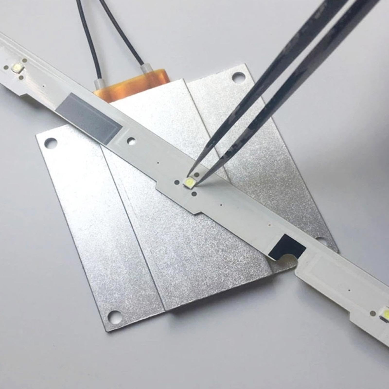 Placa de soldadura PTC de 300 W con tecnología de calor para eliminar chips LED calientes, estación de soldadura termostática, herramienta de cuentas rápida, estación de soldadura de chips, mano de