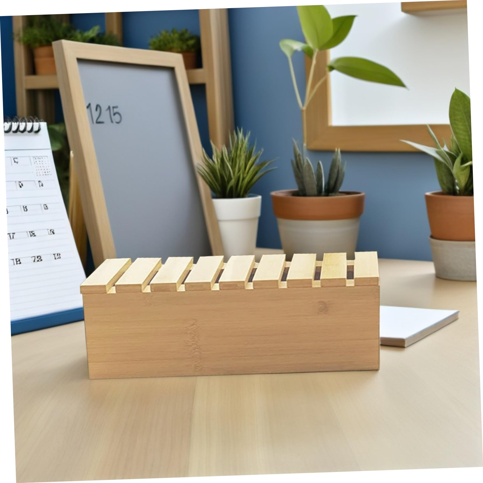 Organizer da Scrivania in Legno Beige con Supporto Telefono | Gestione Cavi Integrata, Scatola per Multipresa, Design Elegante per Ufficio e Studio Domestico