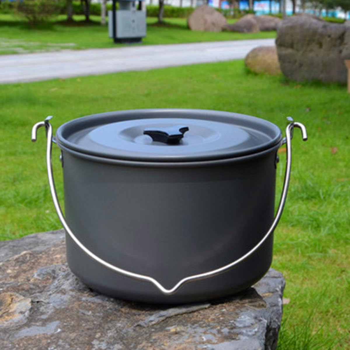 Pot Suspendu Résistant à l'usure de Camping en Alliage D'aluminium Noir Poignée Pliable Ergonomique Cuisine en Plein Air Aventures en Camping