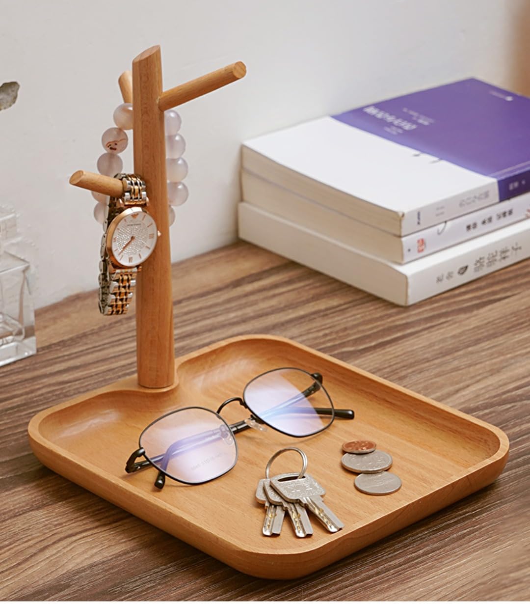 最大500円クーポン】 コイントレー 小物入れ 木製 サウォウッド製 ラウンド 丸形 径13cm 高さ4.5cm ブラウン コイントレイ トレイ  デスク 玄関 鍵置き下駄箱 アクセサリートレー アクセサリートレイ つり銭トレー 木製トレイ おしゃれ 天然木 北欧 アジアン 雑貨[13991 ...