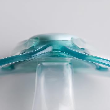 Tommee Tippee Night Time Pacifier ، 6-18 شهرًا ، كيس سيليكون متماثل ، Binkies خالية من BPA ، Glow in The Dark Technology ، Pack of 2 مع معقم قابل لإعادة الاستخدام