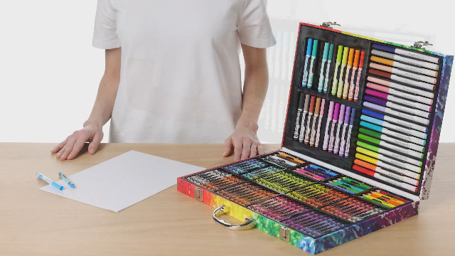 Valigetta Crayola SuperTips 65 Pezzi - Pennarelli Lavabili E Carta - Regalo Creativo Per Bambini Dai 4 Anni - Foto 7