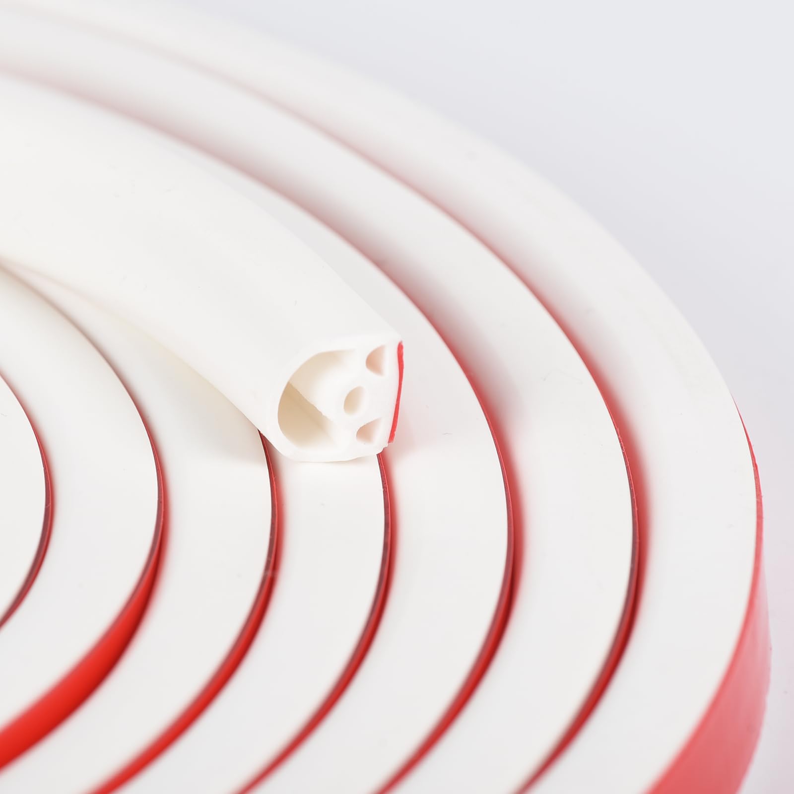 Bande d'étanchéité en silicone blanc pour isolation de porte et fenêtre