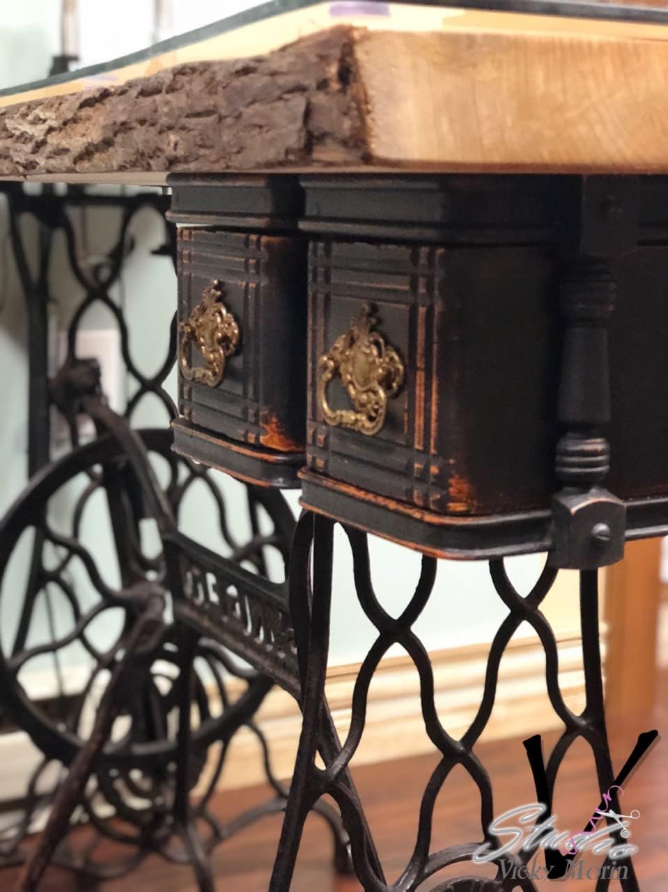 Colorantic-Bundle Charcoal Grey Chalk Paint (Acai Berry,16 Oz) and Oval Purple Chalk Paint Brush