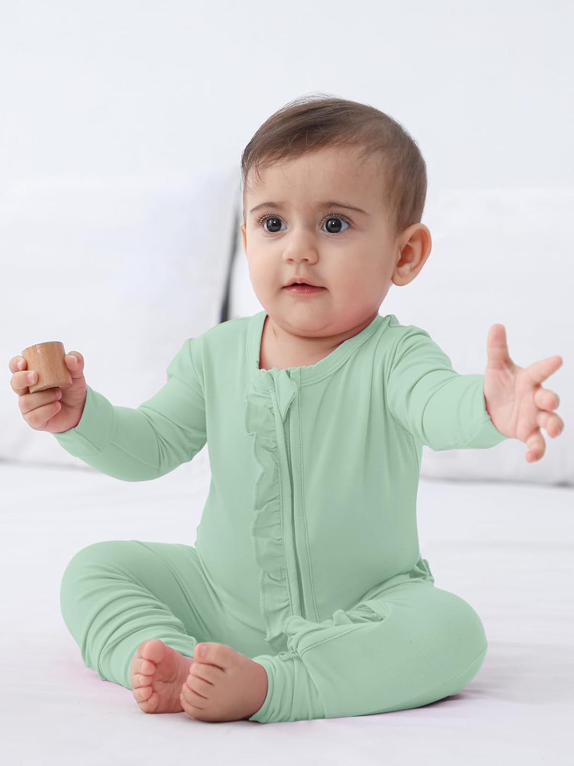 GUISBY Rayon Baby Long Sleeve Footless Rompers, 2 Way Zipper with Ruffle Sleepers 0-24 Months - Image 6