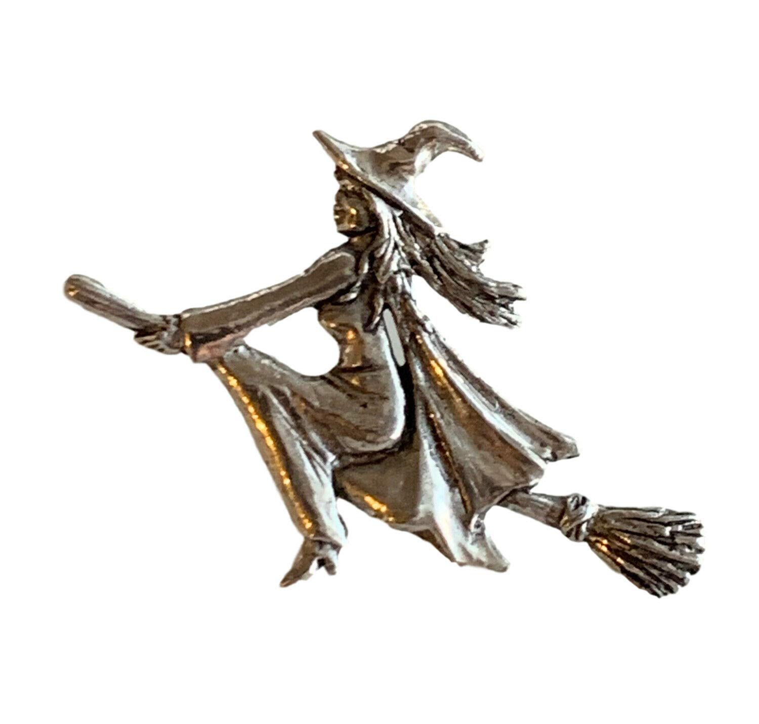 Smartbadge® Witch on Broomstick Handmade Pewter Lapel Pin Badge + 59mm Button Badge