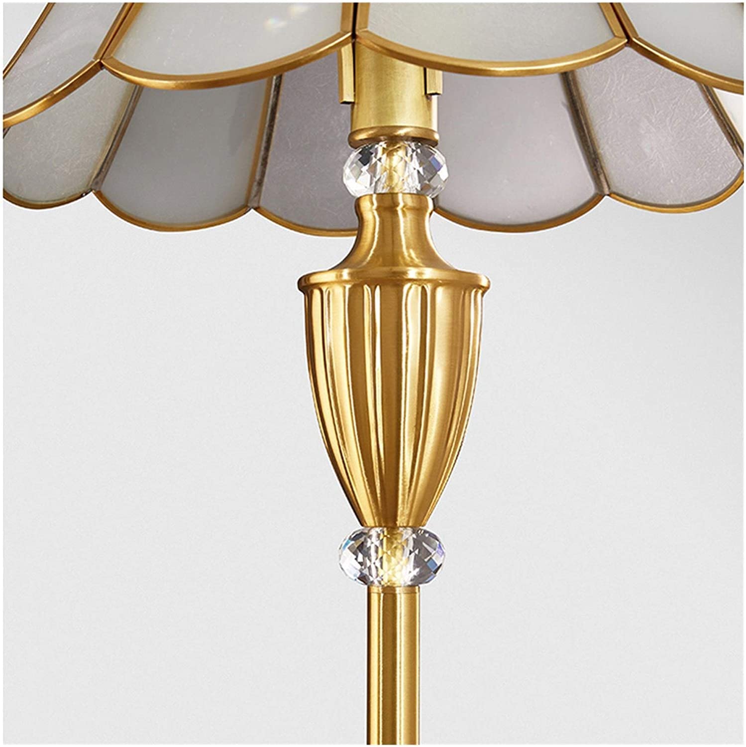 Elegante lámpara de pie de cobre con pantalla de cristal for salón y dormitorio