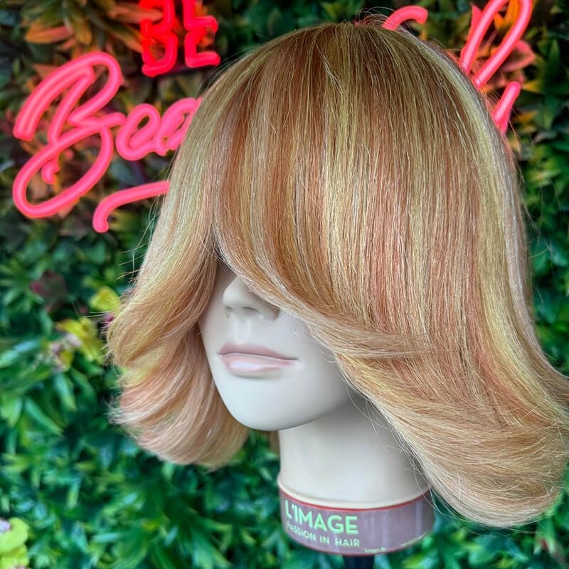 L'IMAGE Głowica treningowa Sabrina 1317WM, mieszane włosy, średni blond, długość włosów 35 cm, Smart Line