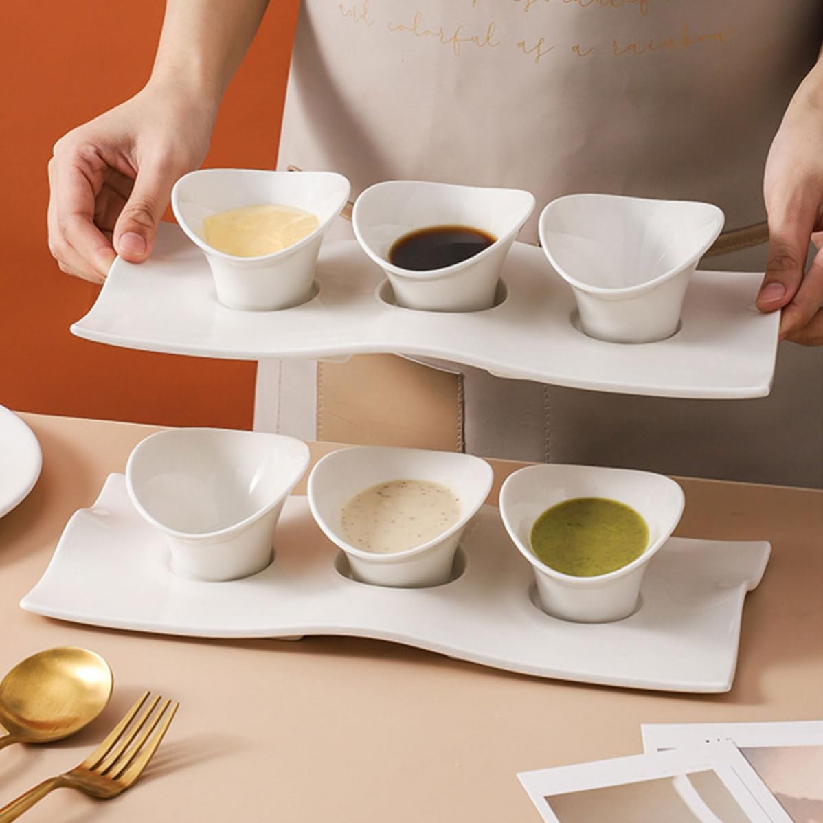 Plat à Condiments Japonerie en Céramique, Petit Modèle Blanc | Finition Soignée, Usage Solide, Motif Discret, pour Table de Repas et Diverses Occasions