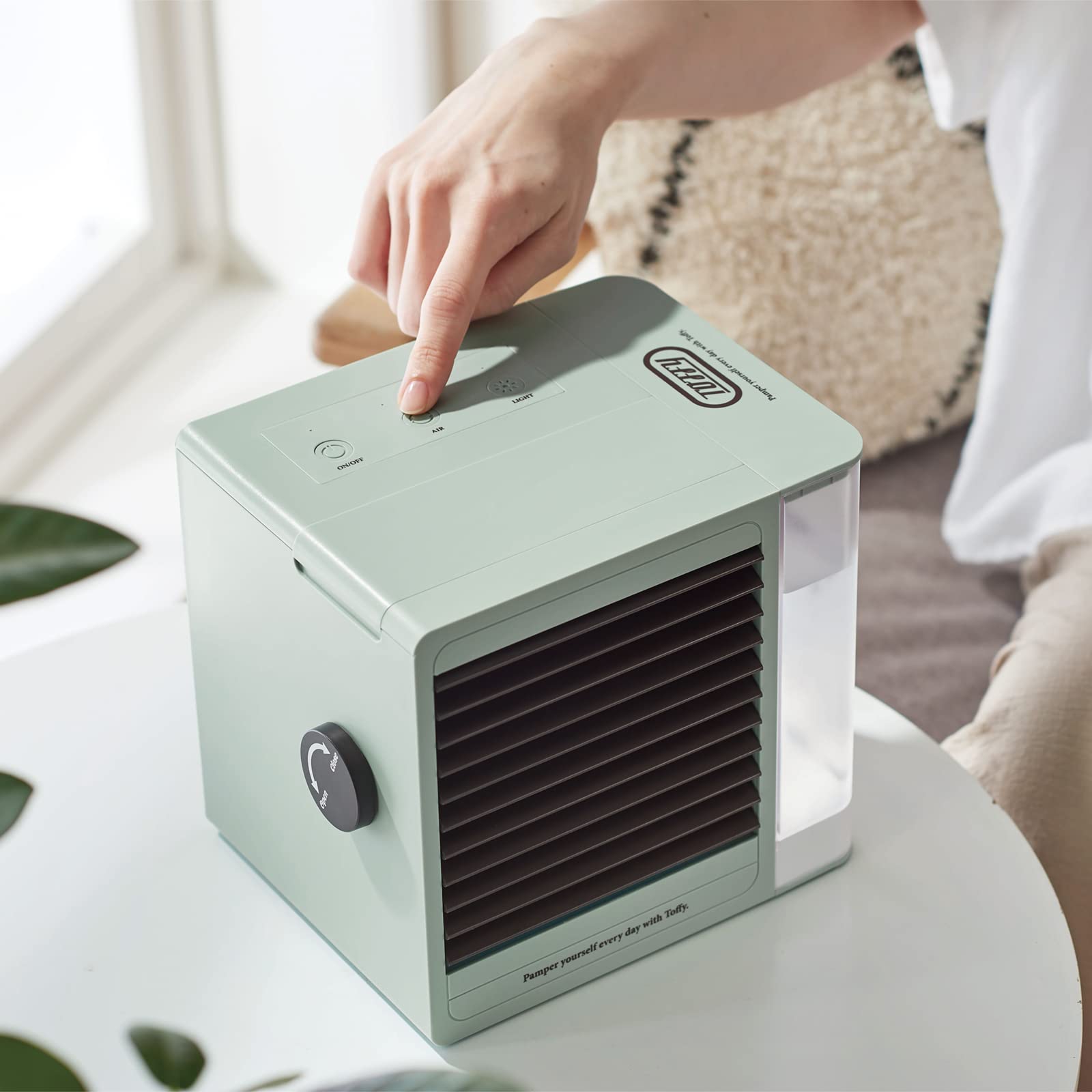 Amazon | 【Toffy/トフィー】 パーソナルクーラー FN12 冷風扇 室温比