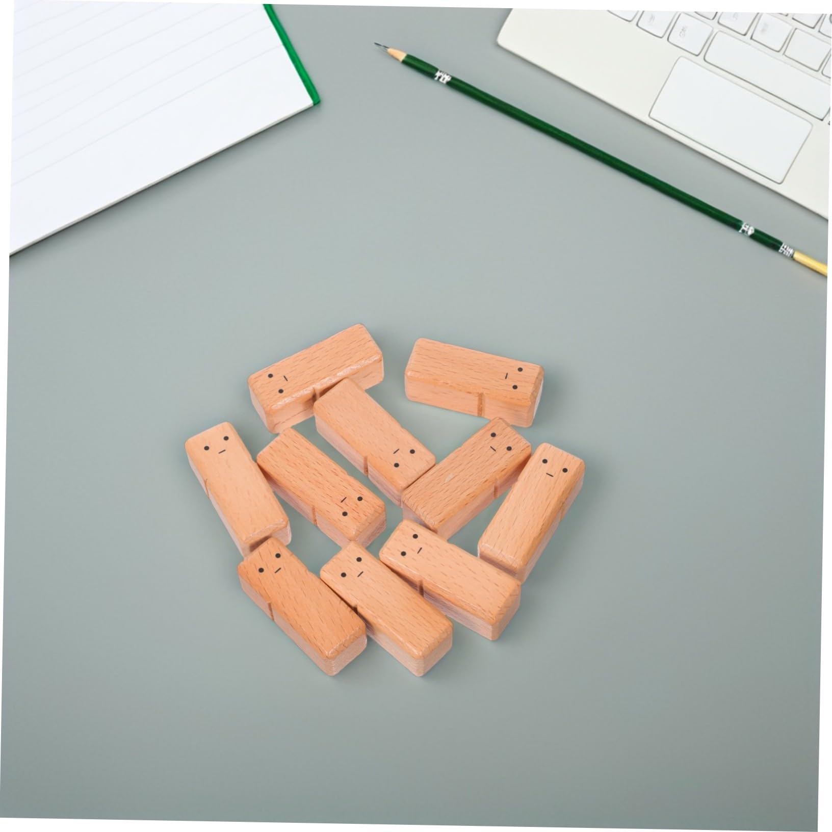 10 Piezas Figuras de Muñecos de Madera sin Pintar para Manualidades DIY con Textura Natural para Pintura Decoración y Actividades Infantiles Montessori