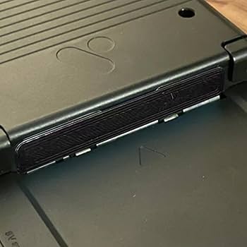 アナログポケット本体とゲームカートリッジ4本と専用ケース アナログポケット本体とゲームカートリッジ4本と専用ケース