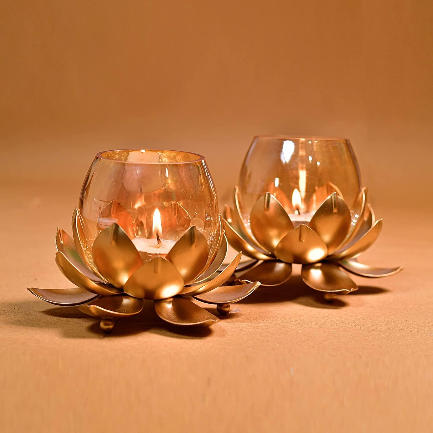 Metal Lotus Flower Shape Candle Tealight Holder with Crackled Glass Iron 1 Cup Candle Holder Set (Metal Gold 4 pcs)-image-24