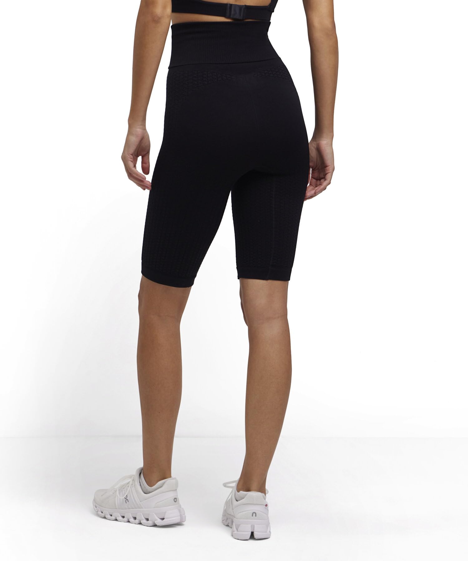 Falke Cellulite Light Short W Ti Funktionsmaterial Feuchtigkeitsregulierend - Spodnie Kobiety