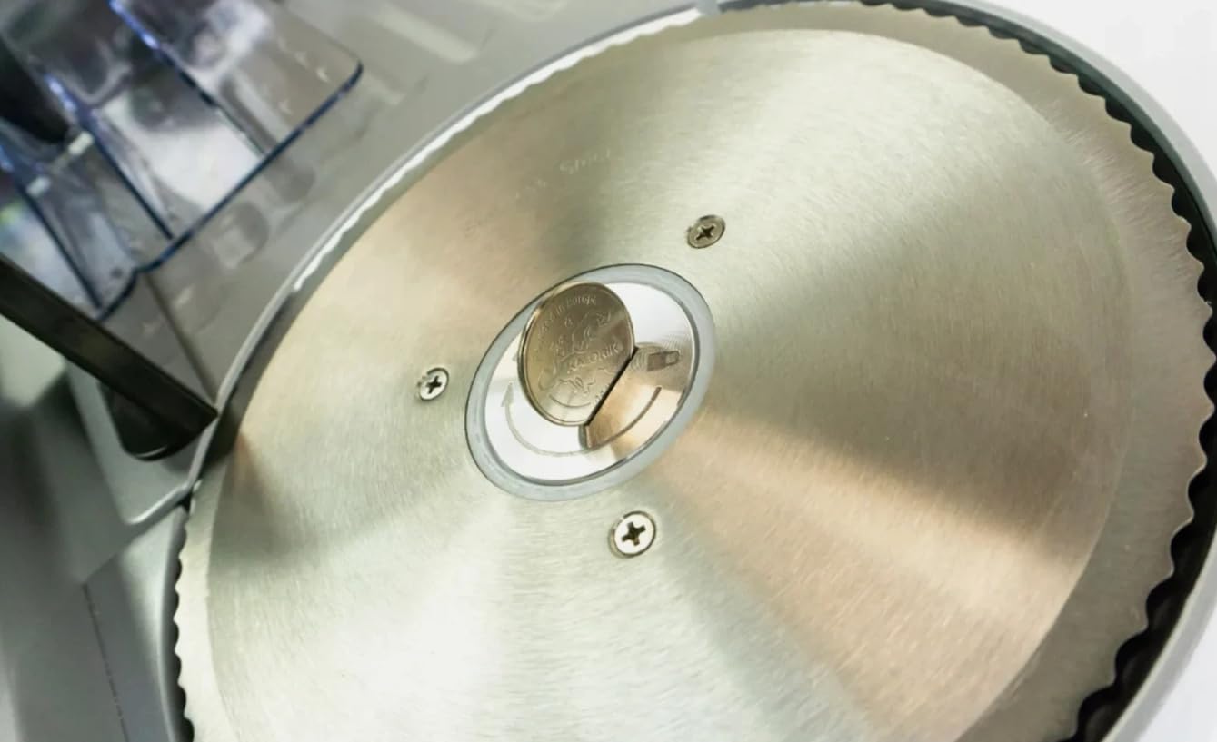 Metall-Aufschnittmachine KALORIK AS2000SR mit Zwei Austauschbaren Klingen Silber 220W Schnittstärkeregulierung
