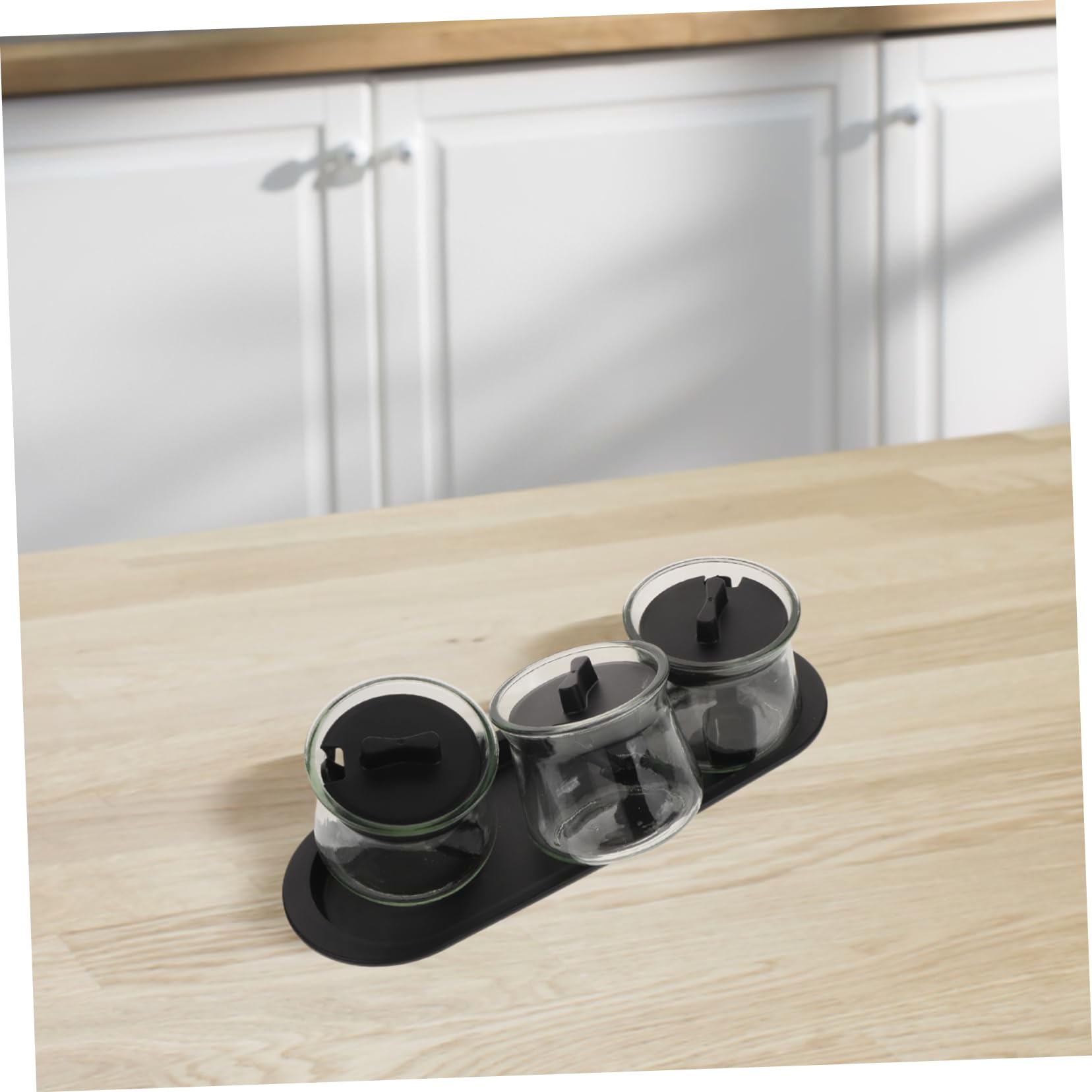 Hemobllo Barattoli Porta Spezie e Vassoio in Vetro Soda Set di 3 con Coperchio Cucchiai Dosatori Design Trasparente Facile da Pulire per Cucina
