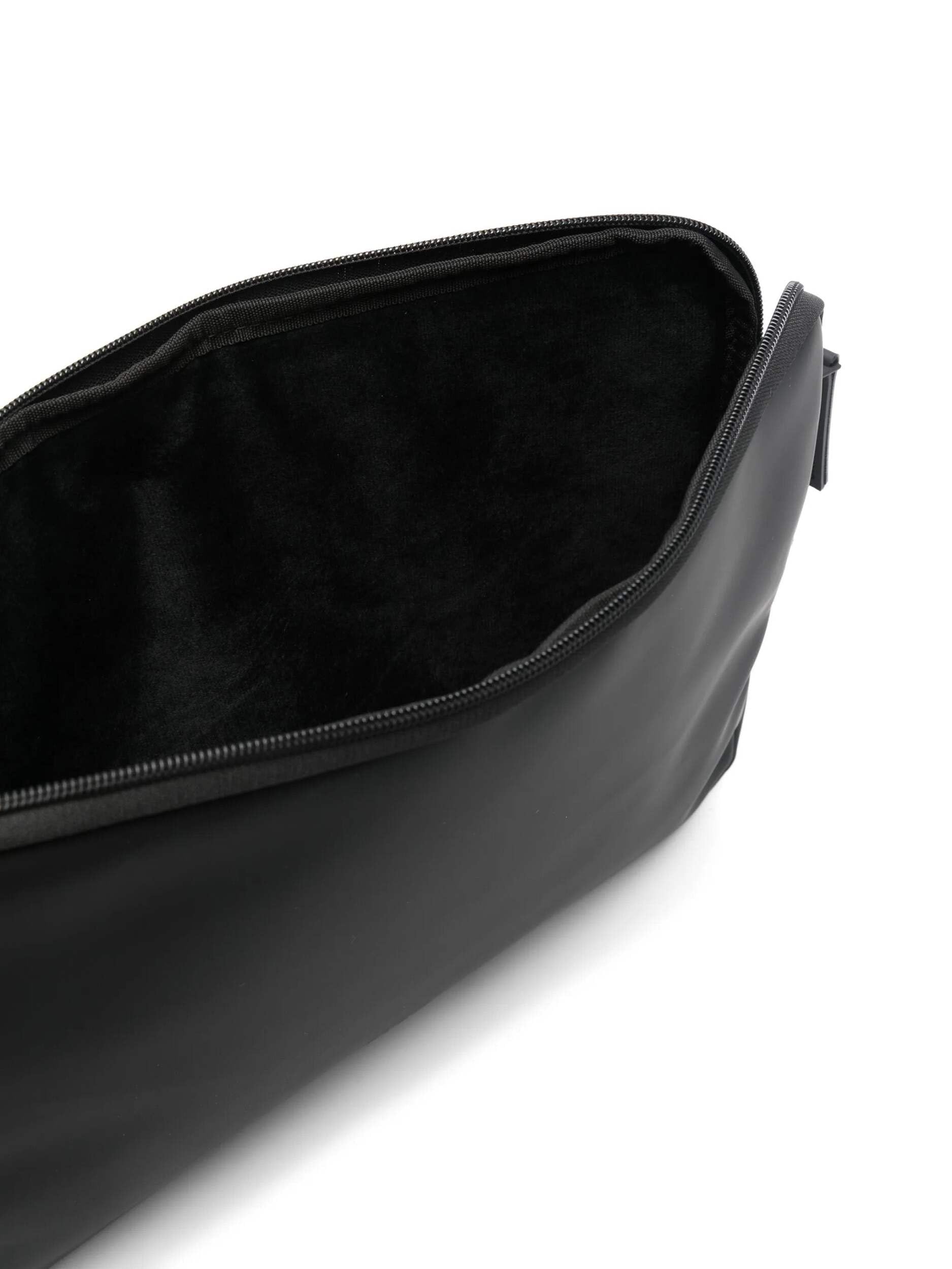 Amazon.com: RAINS: Laptop Cases