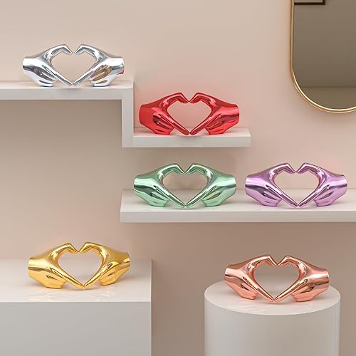 Miniatura 4 de XMGZQ Escultura de manos de corazón dorado, estatua de dedo de amor, Knick Knacks para estantes, estética de decoración de habitación preparada,