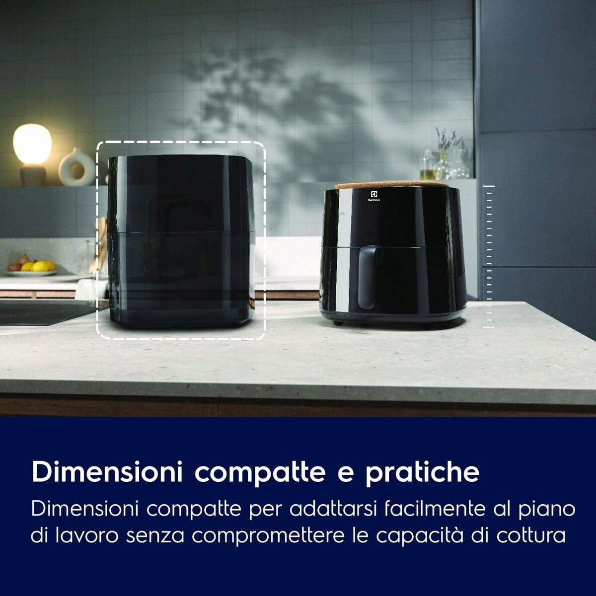 Electrolux Friggitrice Ad Aria EAF5B, Capacità 5L, Rivestimento Antiaderente, 1500W, 8 Programmi Preimpostati, Parti Lavabili in lavastoviglie, Timer 0-60min, 80-200°c