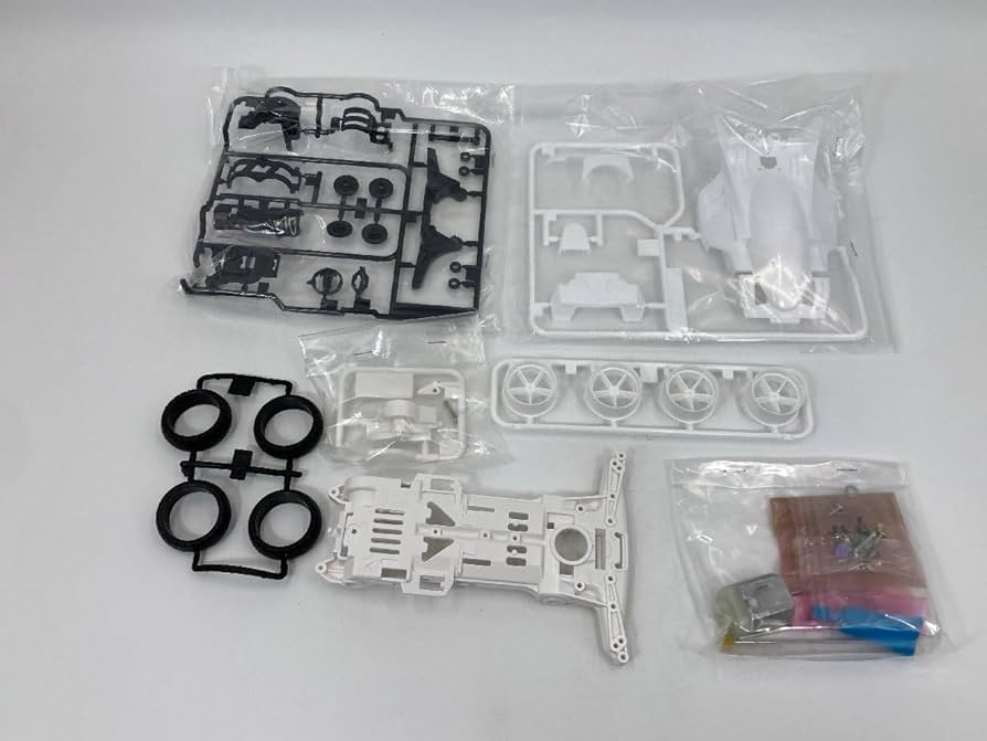 Amazon | IWA【】1/32 自由皇帝 プレミアム スーパーIIシャーシ