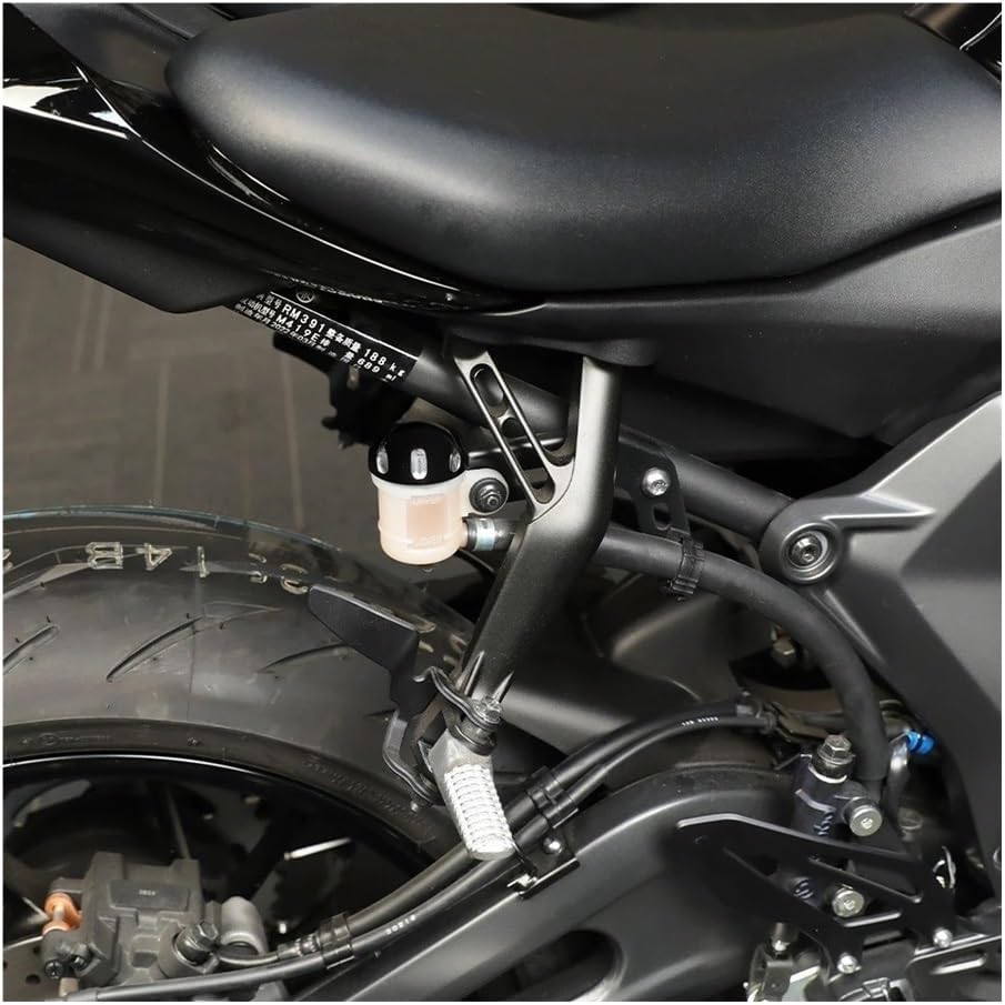 Clutch Cylinder Reservoir Cover Front Rear Brake Fluid Reservoir Caps For MT09 MT-09/SP For Tracer 900 9 GT YZF R7 R9 Motorcycle Master Cylinder Cover