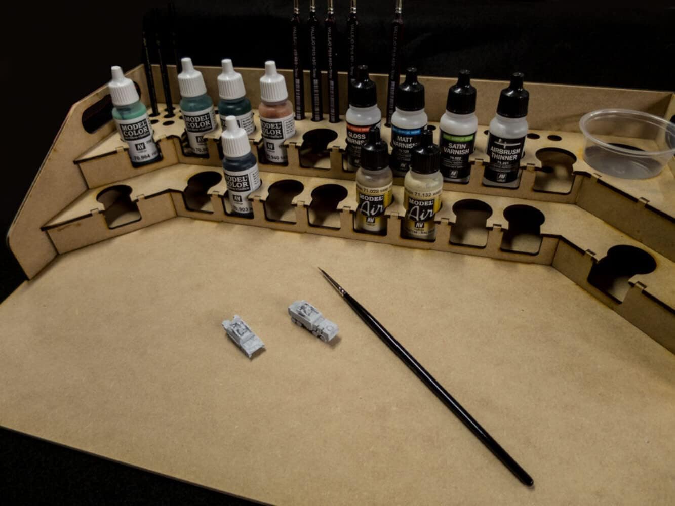 GameCraft Miniatures Painting Station - 26mm, for Vallejo and Army Painter Style Dropper Bottles