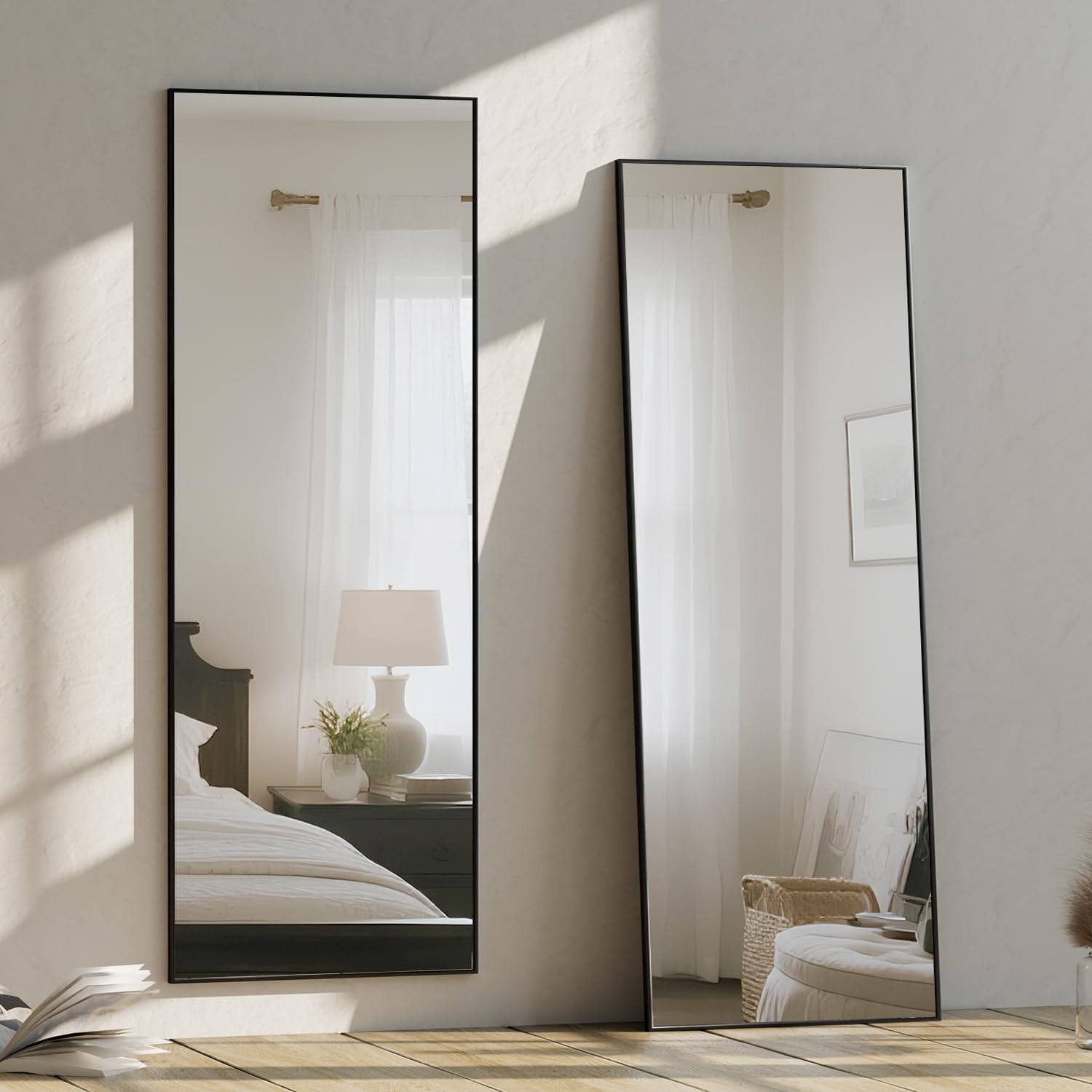 Koonmi Espejo de cuerpo entero, Espejo de pared de 41x127cm con 2 ganchos colgantes ajustables en altura, Espejo colgante con marco de aleación de aluminio para vestidor y dormitorio, Negro