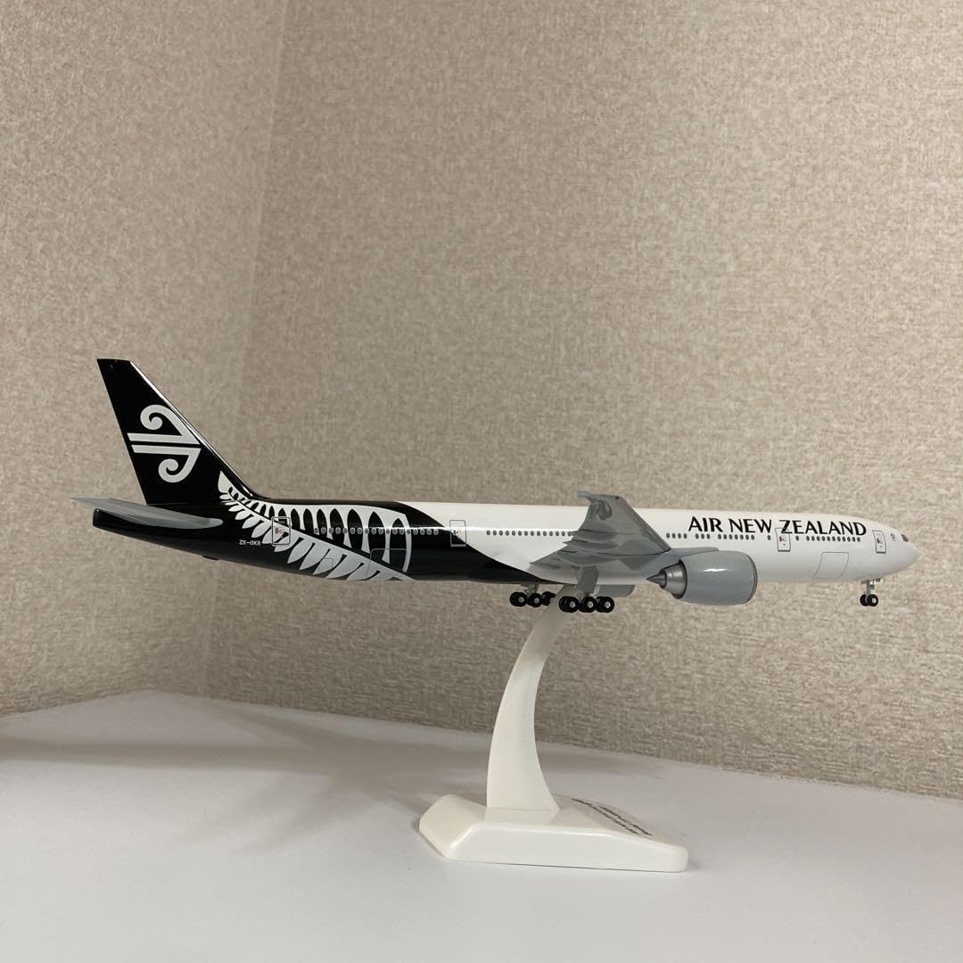 Amazon.co.jp: ニュージーランド航空200分の1模型 : おもちゃ