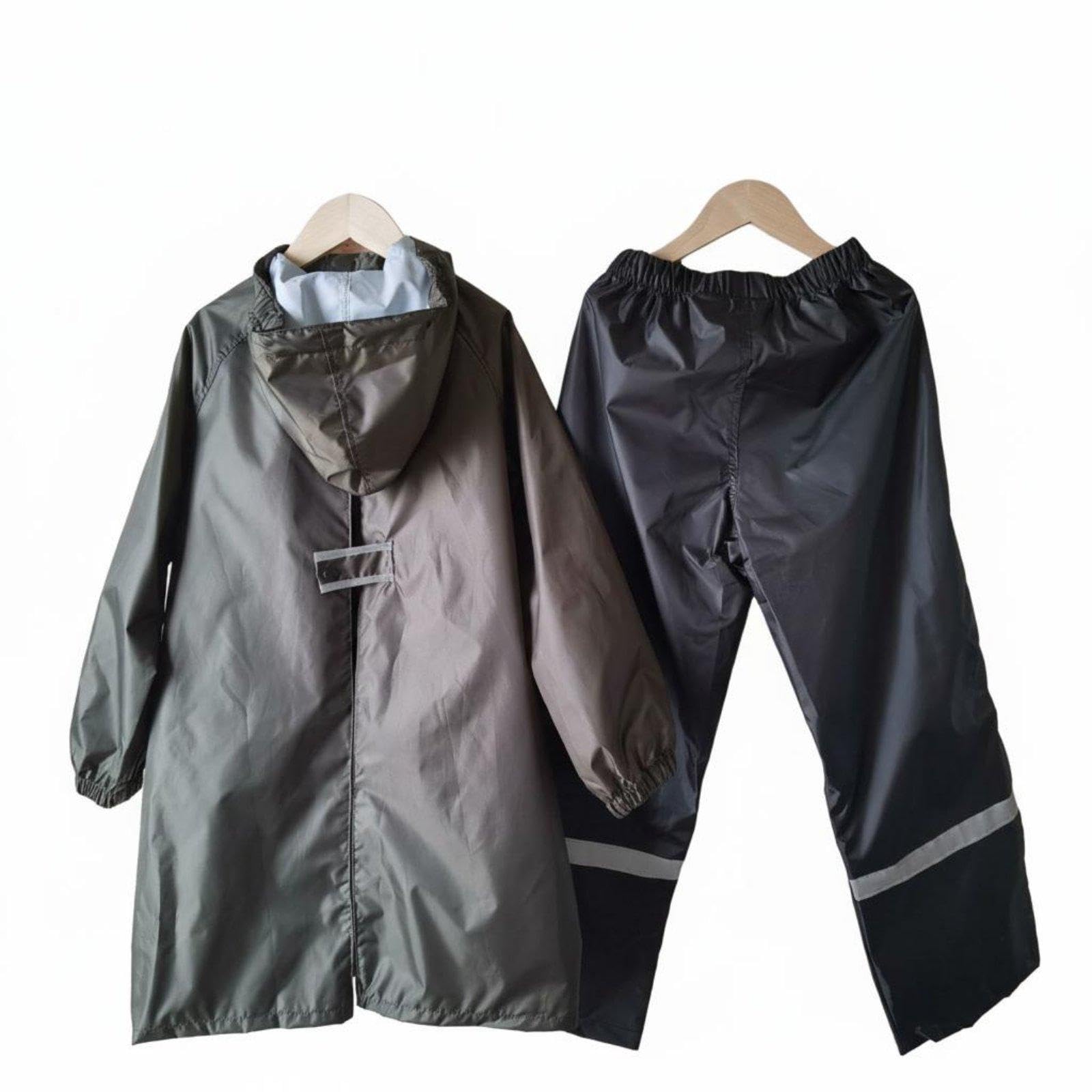 CALANDIS 2 Pieces Kids 2-Piece Rain Suit Waterproof Children's Raincoat and Pants Set Hooded Raincoat and Pants Set for Young Children, Outdoor, Camping 140 Green Black-picture-12