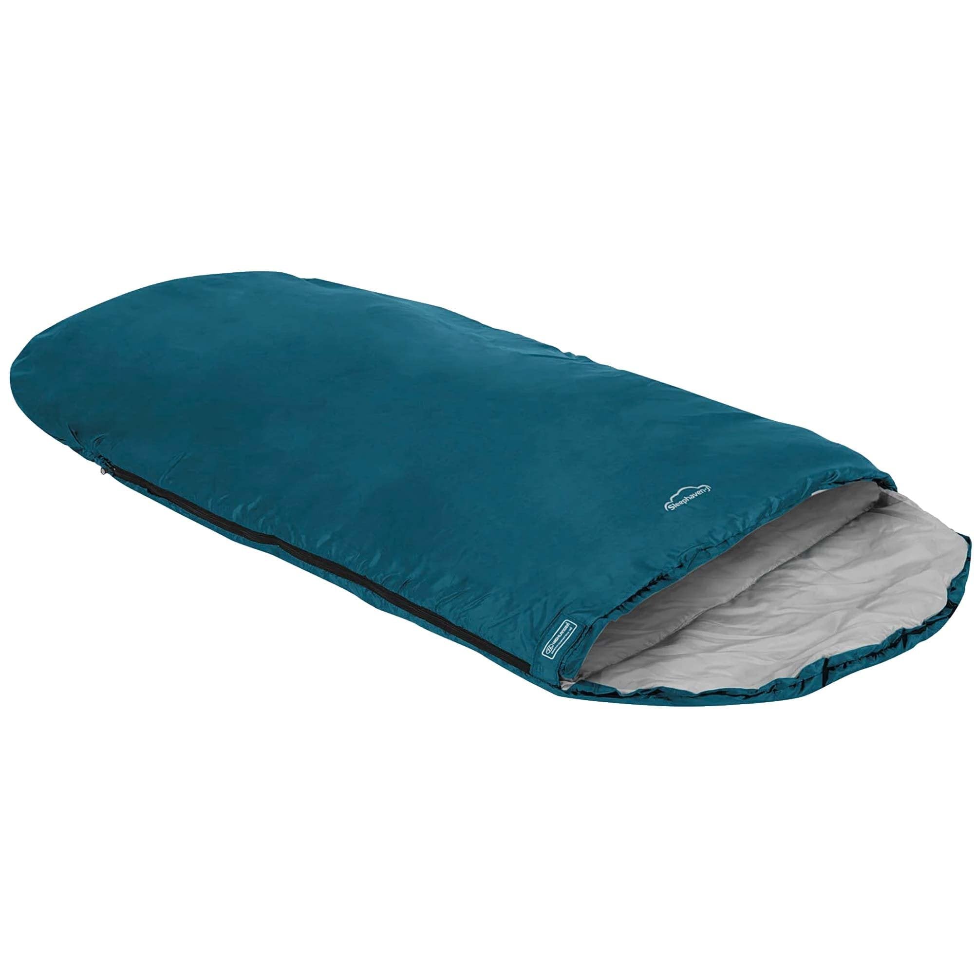 Kids Sleeping Bag by Highlander - Rectangular Style - Lightweight 882g - Ultrasoft and Spacious - All Season Junior Warm Snuggle Sleeping Bags.