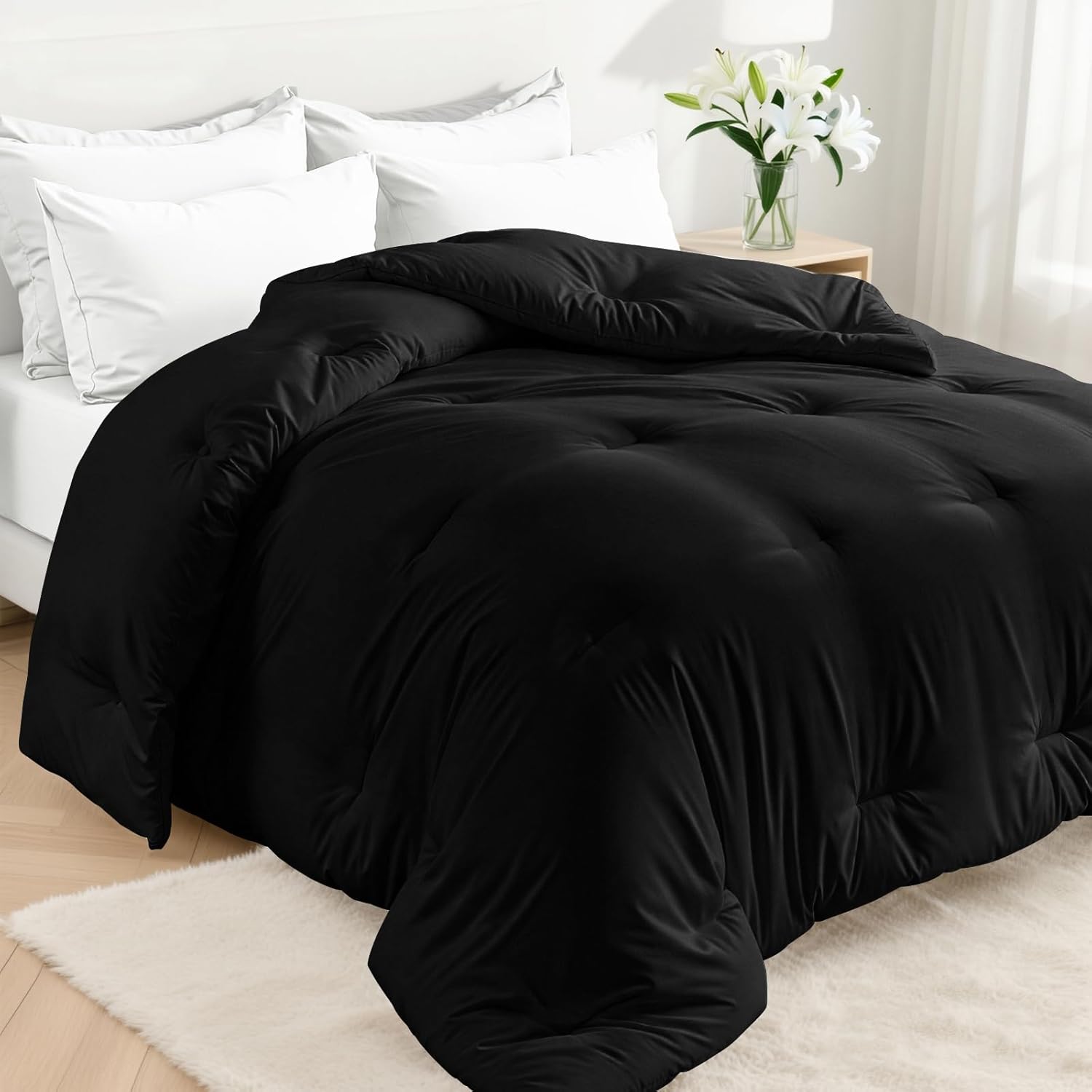 Comforters King Size, All Season Quilted Bed Comforter, Ultra-Soft Down Alternative Duvet Insert with 4 Tabs, Lightweight Bedding Blanket - Machine Washable, Black
