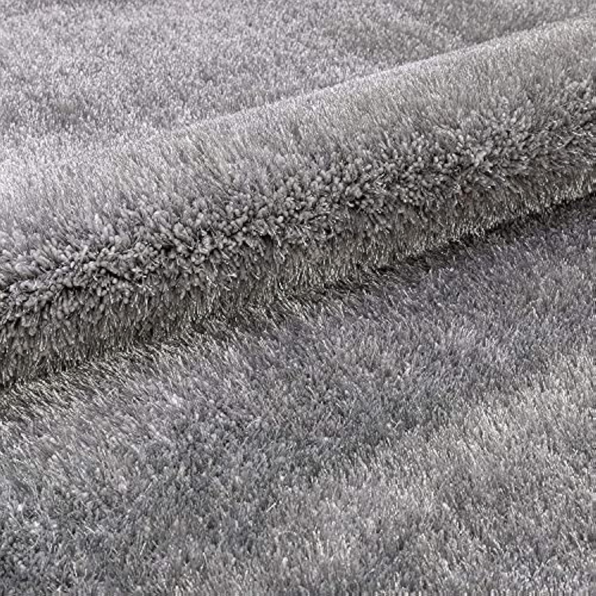 Handmade Shaggy Fluffy Rug, 5x3 Feet
